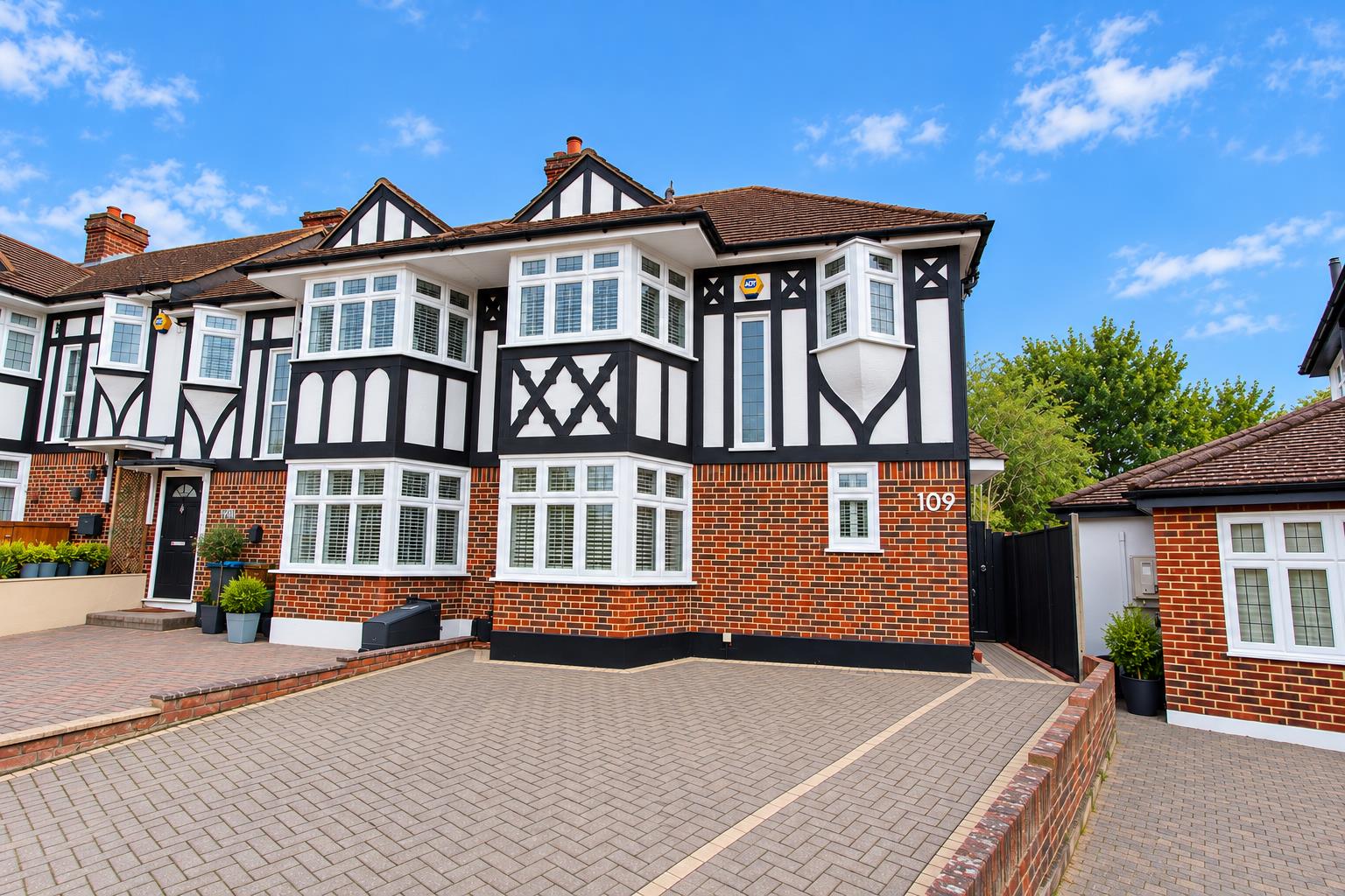 Wolsey Crescent, Morden